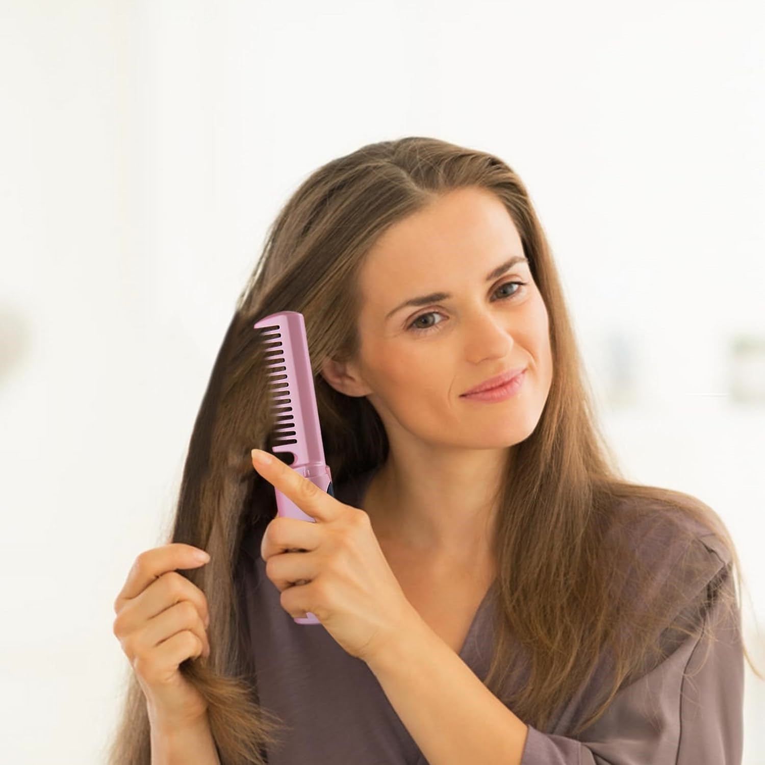 Rechargeable Mini Hair Straightener, Travel Portable USB Charging Cordless Hair Straightener Bursh, Three Temperature Adjustments Flat Iron Comb (1 Pc) Your Brand