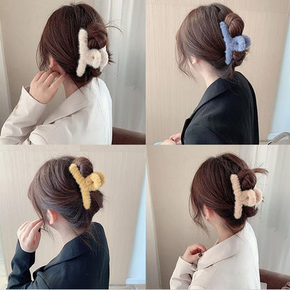 Large Plush Hair Claw Clips, Plastic Fluffy Hair Claw Hair (1 Pc / Mix Color) Your Brand