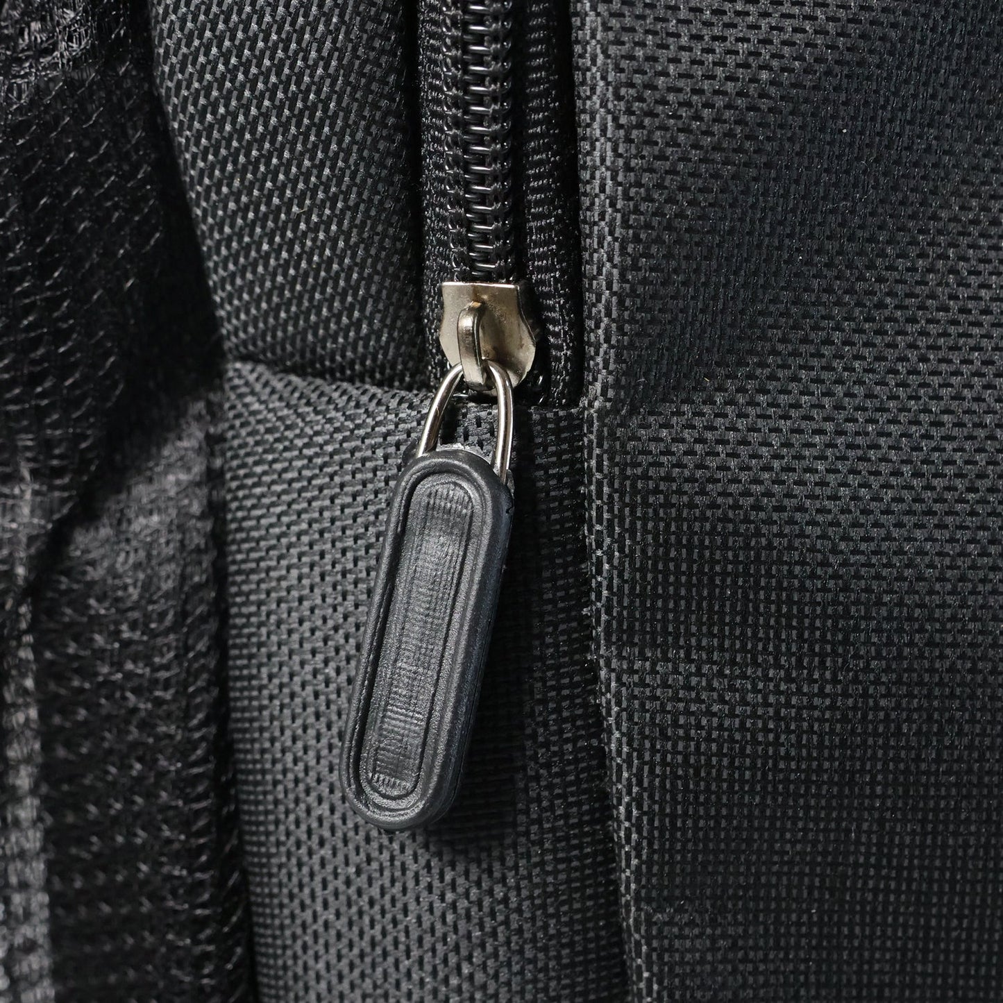 Lightweight Water-Resistant Laptop Bag with Pockets & Adjustable Strap