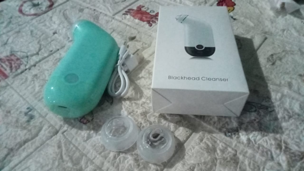 Vacuum Blackhead Machine, Reduce Spot Mini Handheld Lifting Massage Facial Blackhead Remover For Skin Care (1 Pc) Your Brand