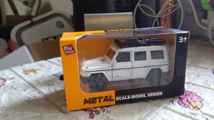 Alloy Metal Pull Back Die-cast Car, Jeep Model Car Off Road Die cast Metal Pullback Toy car with Doors Open Boys Gifts Toys for Kids Age 3+ Years (Pack of 1) Your Brand