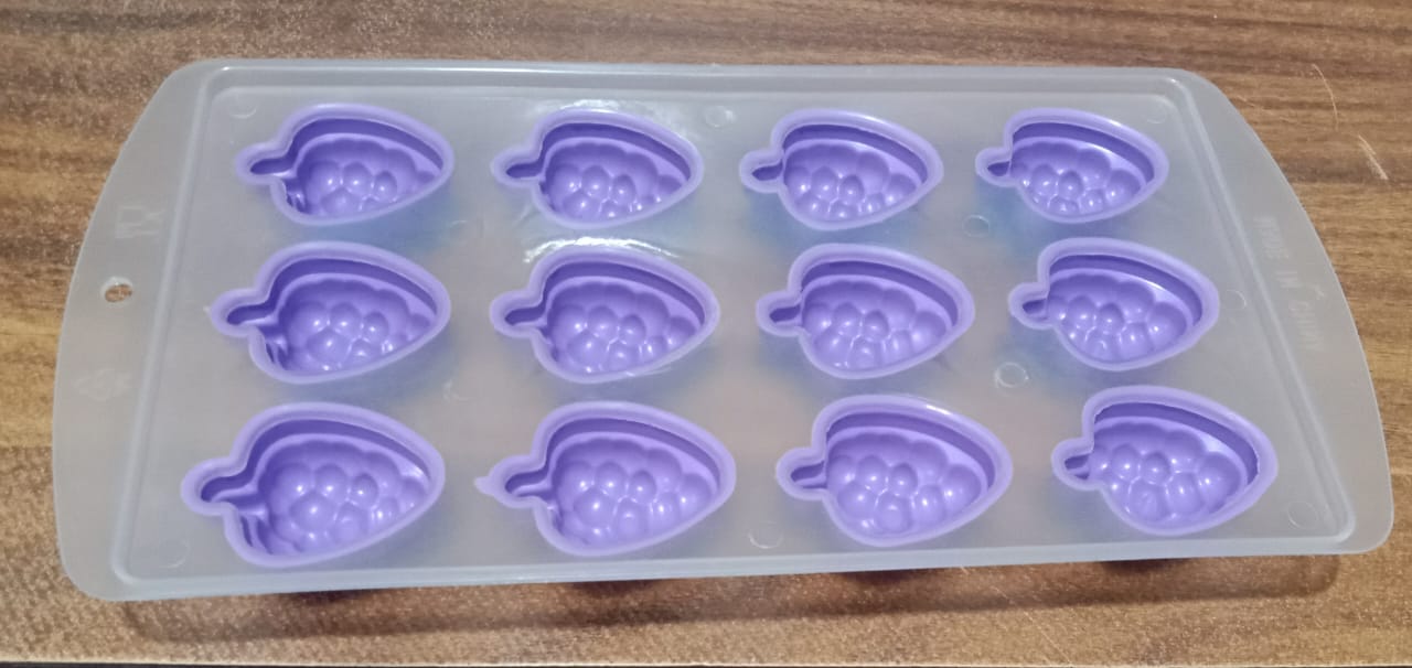 Silicone Mold Ice Cube Tray Creative Sweet Multi Type Ice Tray , Ice Cube Trays Multi Fruit Shape Ice Tray (1 Pc) Your Brand