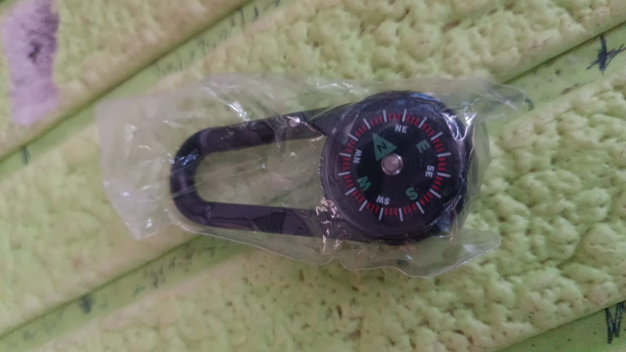 Clip Snap Hook Mini Compass (1 Pc / Mix Design) Your Brand