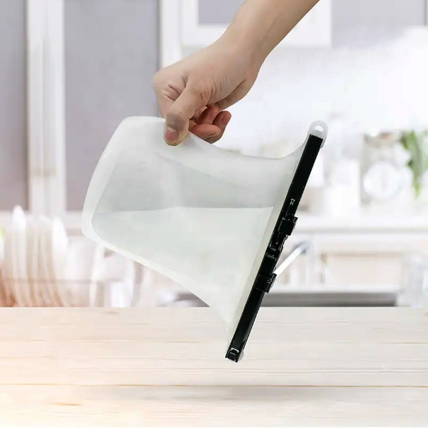 Reusable Silicone Food Storage Bag Set Leakproof Lock Reusable Flat Bottom Freezer Bags, Sandwich Bags, Silicone Food Grade Kids Snack Bags, BPA Free Microwave Dishwasher Safe (1 Pc) Your Brand