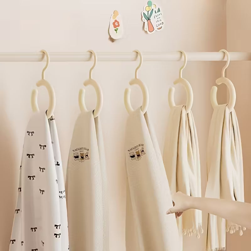 Multi-Purpose Round Hook Hanger for Wardrobe (Random Colors)