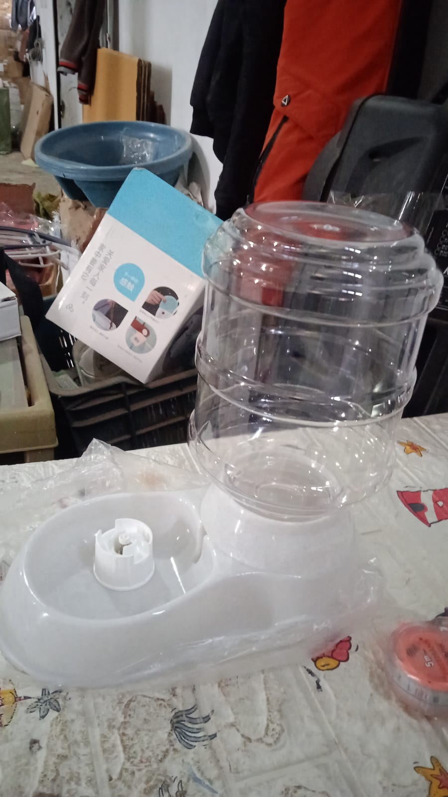 Automatic Pet Water Dispenser, Food Storage Bottle Your Brand