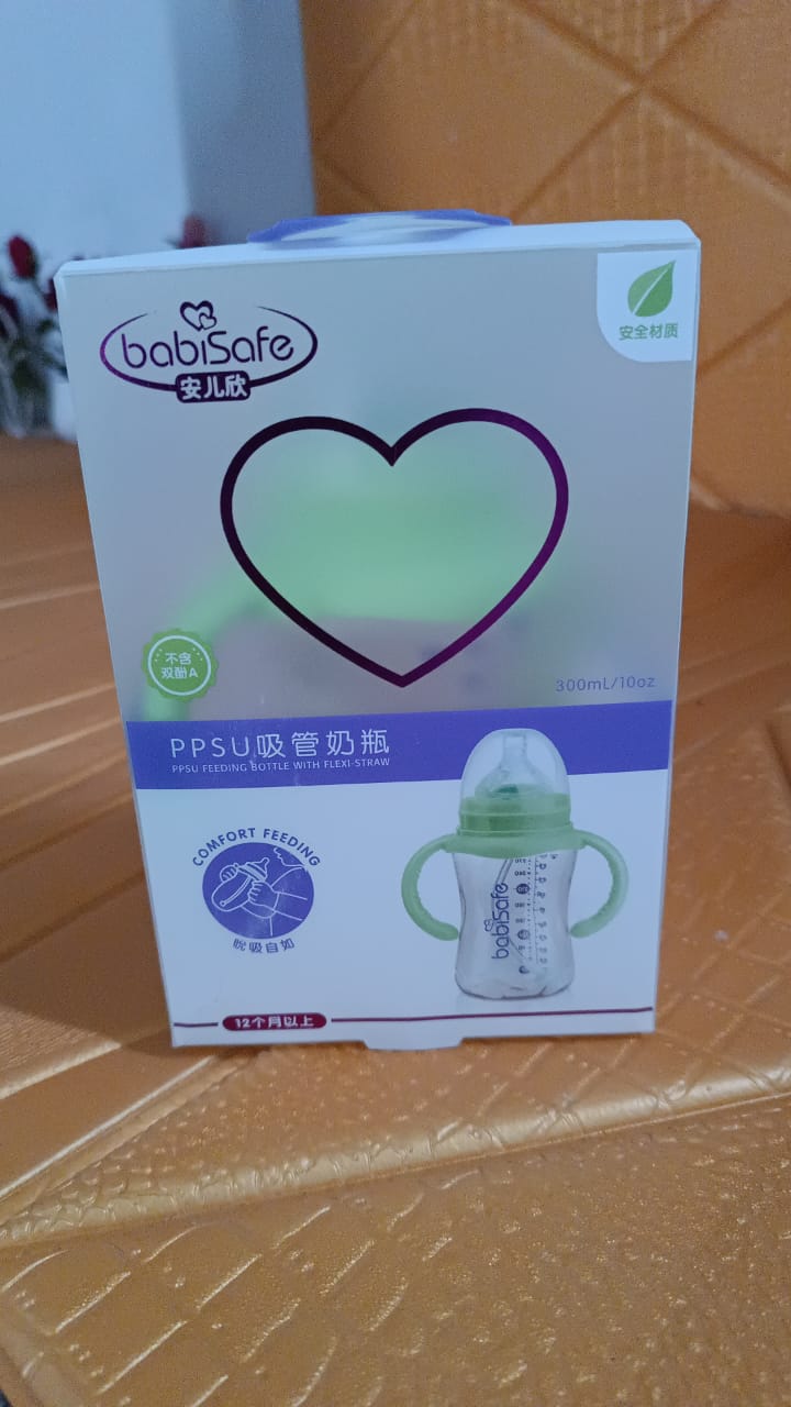 Plastic Baby Feeding Bottle with Handles, Cleaning brush & Straw (300 ML / 1 Pc) Your Brand