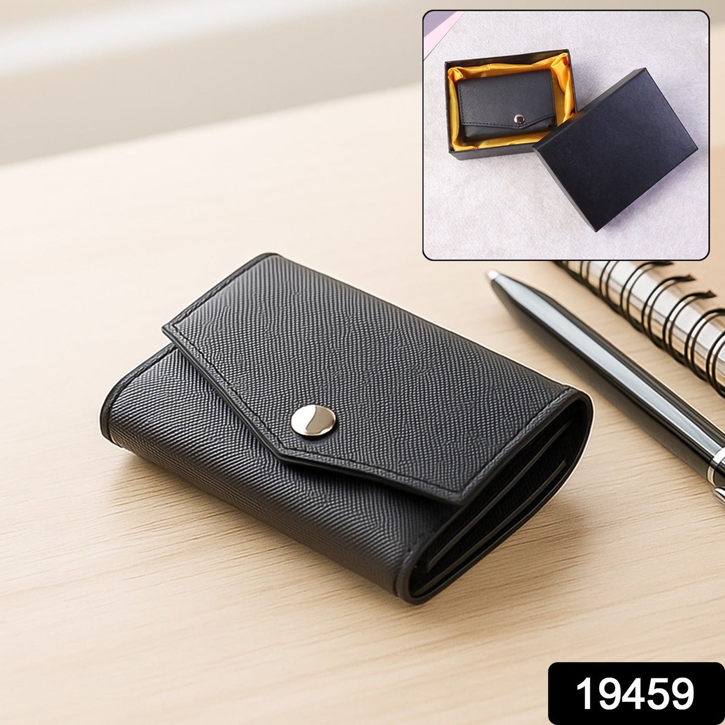 Compact snap-lock wallet for everyday use