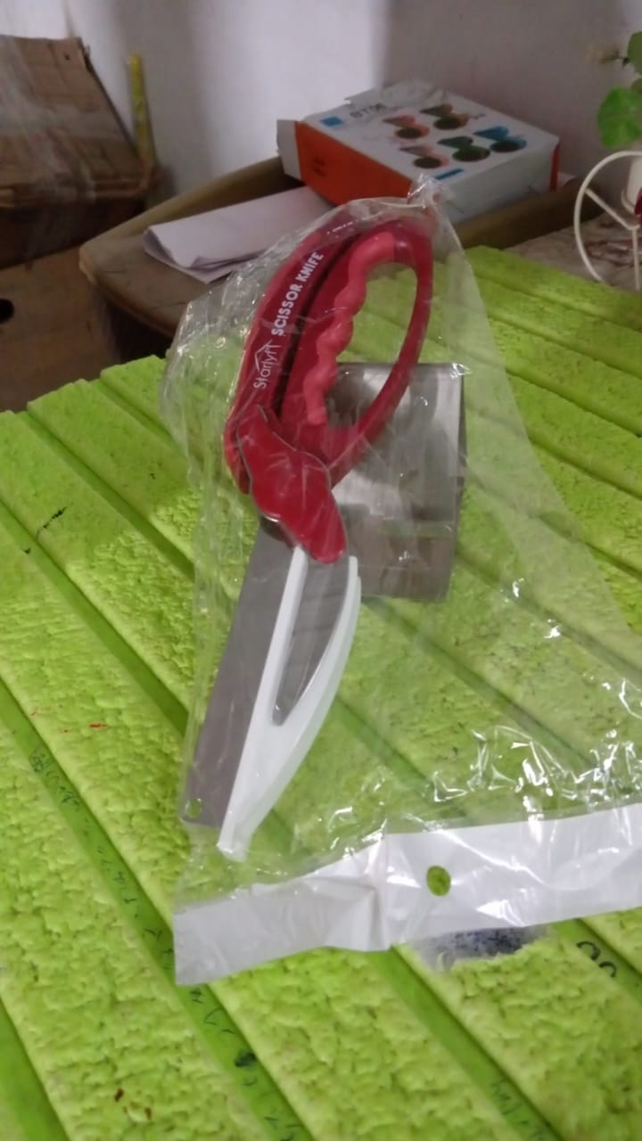 2 in 1 Kitchen Knife Scissor with Spring Locking Hinge and Chopping Board (1 Pc) Your Brand