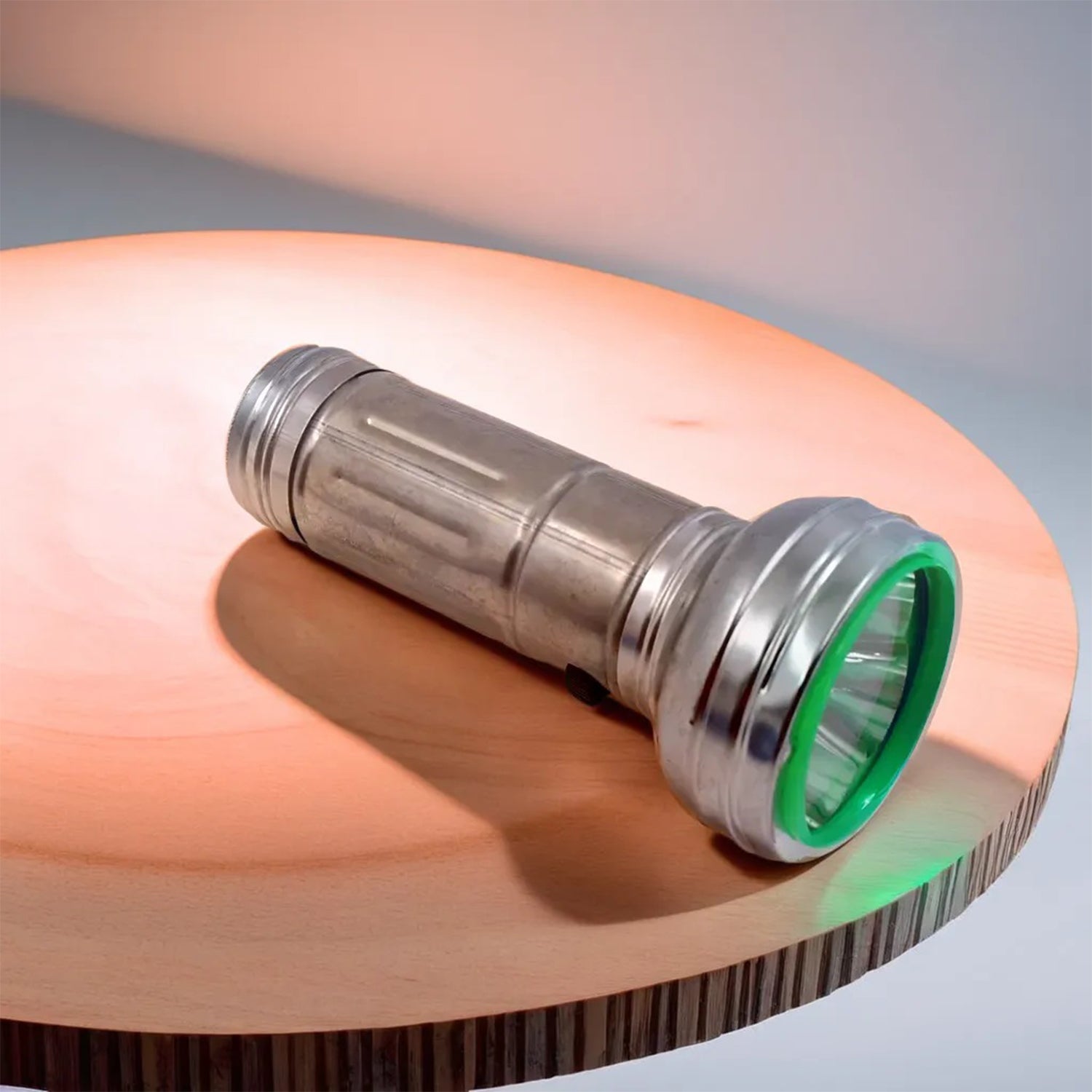 Nostalgic Flashlight,Flashlight Outdoor, Portable Nostalgic Simple Iron Outdoor Old-Fashioned Flashlight Your Brand