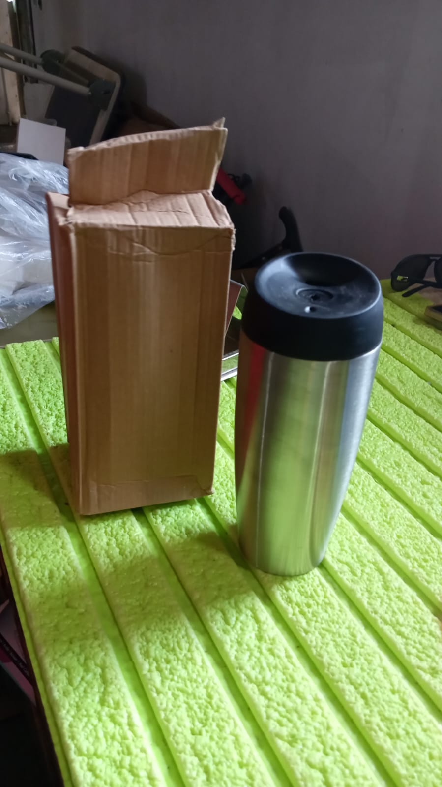 13007 Stainless Steel Vacuum Insulated Coffee Cups Double Walled Travel Mug Car Coffee Mug With Leak Proof Lid Reusable Thermal Cup For Hot Cold Drinks Coffee Tea (850ml Approx) Wukusy