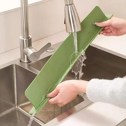 Anti-Splash Sink Guard for Kitchen Countertop