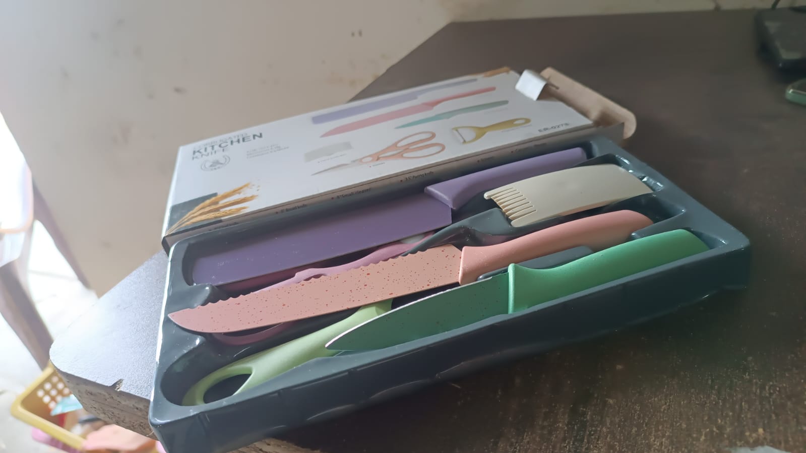 Professional Colorful Kitchen Knives Set (6 Pcs Set) Your Brand