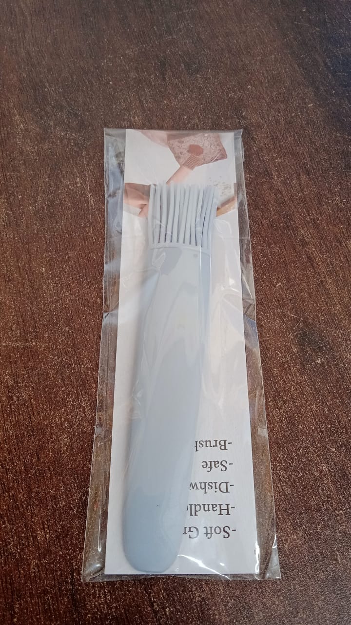 Pastry Brush, Basting Brush BBQ Sauce Marinade Meat Silicone Oil Brush (1 Pc) Your Brand