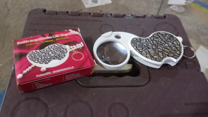 Double-Magnification Led Magnifiers Light Folding Keychain magnifier(1 Pc / Mix Color) Your Brand