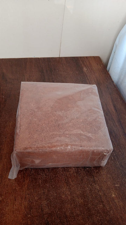 Cocopeat Block Organic Fertilizer and Soil Manure Potting Mixture for Home Gardening and Potted Plants (1 KG.) Your Brand