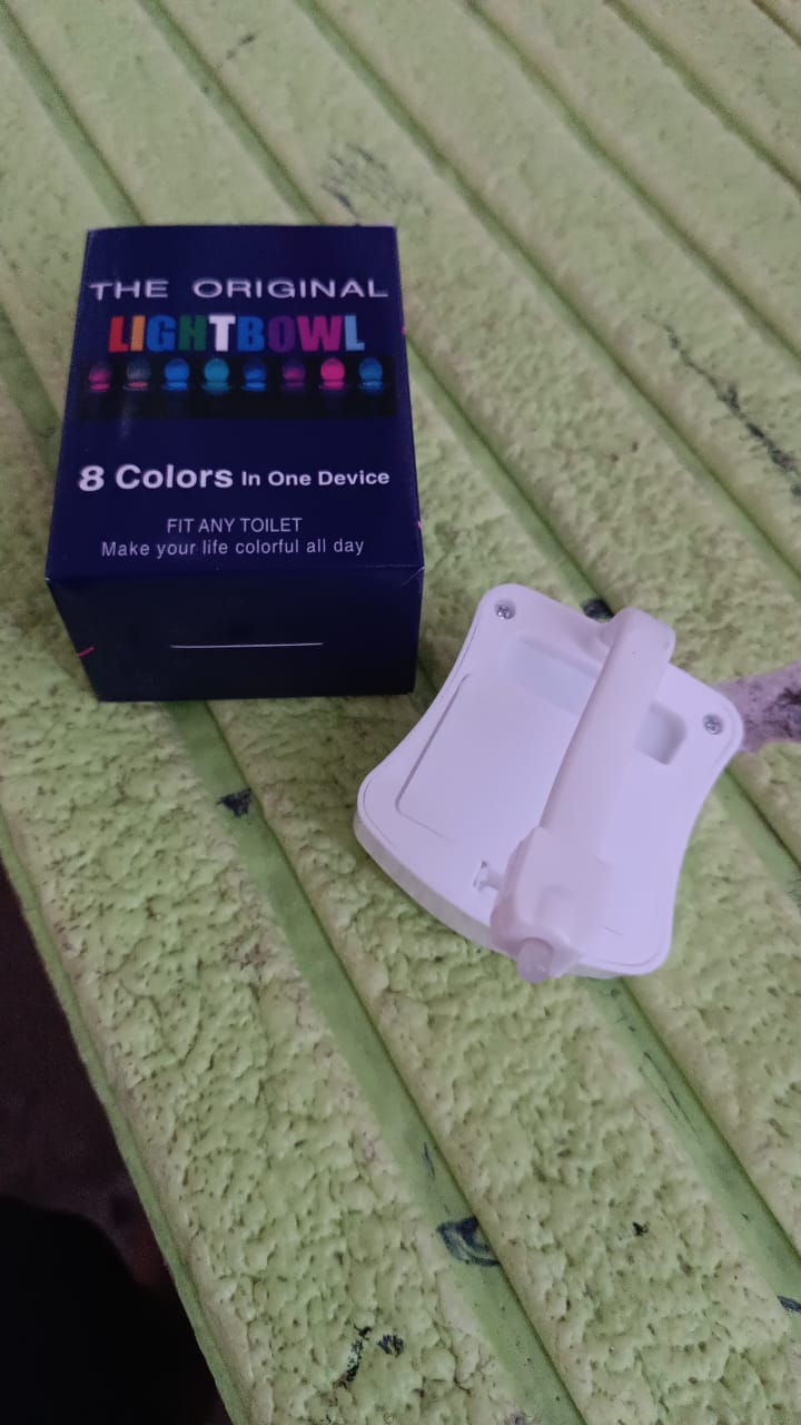 Toilet Light, LED Toilet Bowl Light Toilet Cover Lamp (1 Pc / Battery Not Included) Your Brand