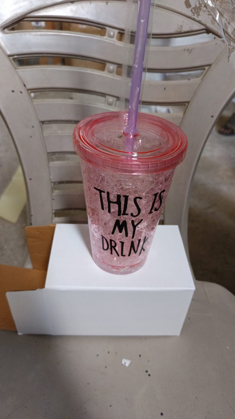 Plastic Creative Cold Drink Cup, Reusable Tea Coffee Tumbler with Lid and Straw, Double Wall Plastic Drinking Sport Bottle, Travel Tumbler Your Brand