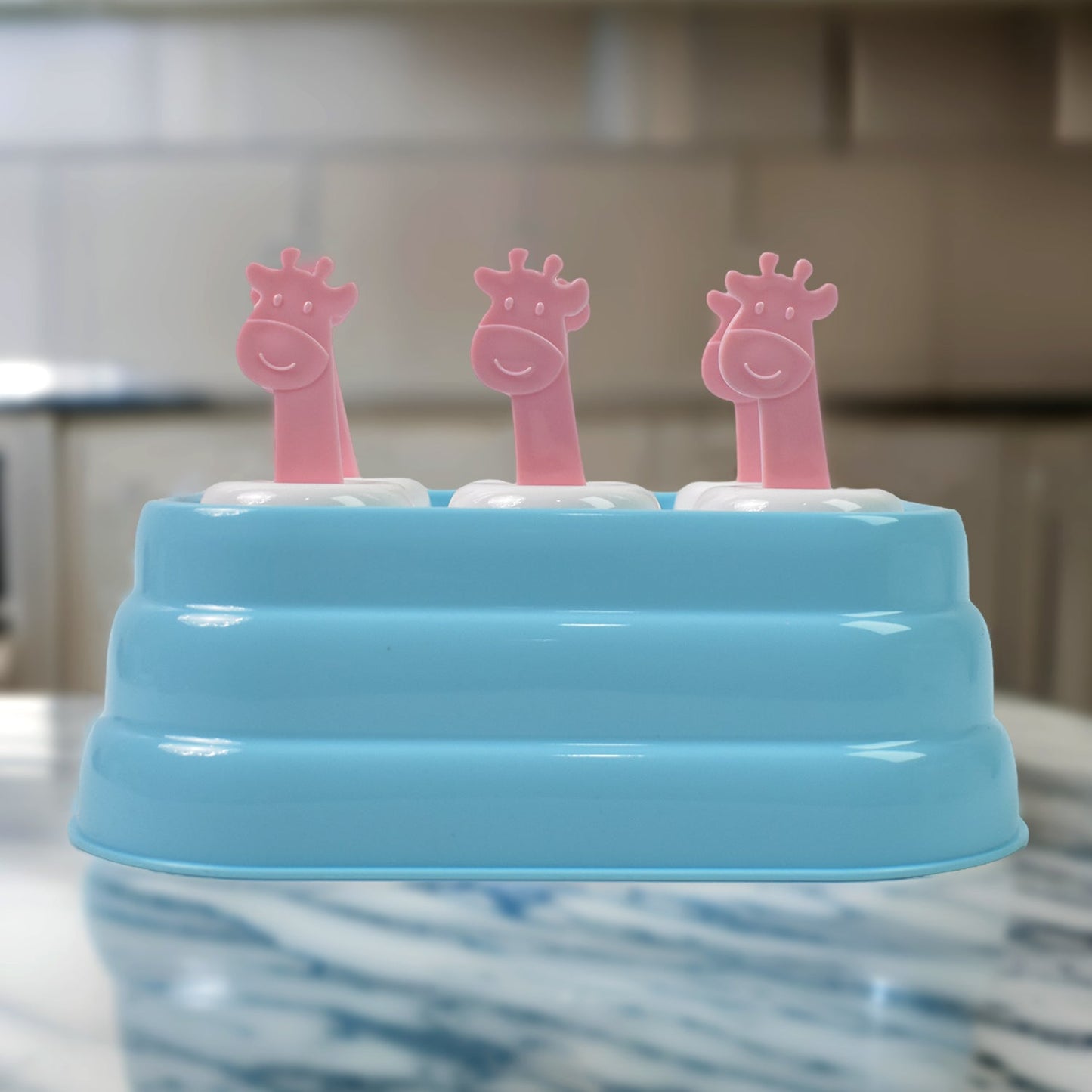6 Cavity Popsicle Molds Plastic Giraffe Shape Ice Moulds (1 Pc) Wukusy